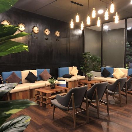 K Boutique Hotel Телук Интан Екстериор снимка